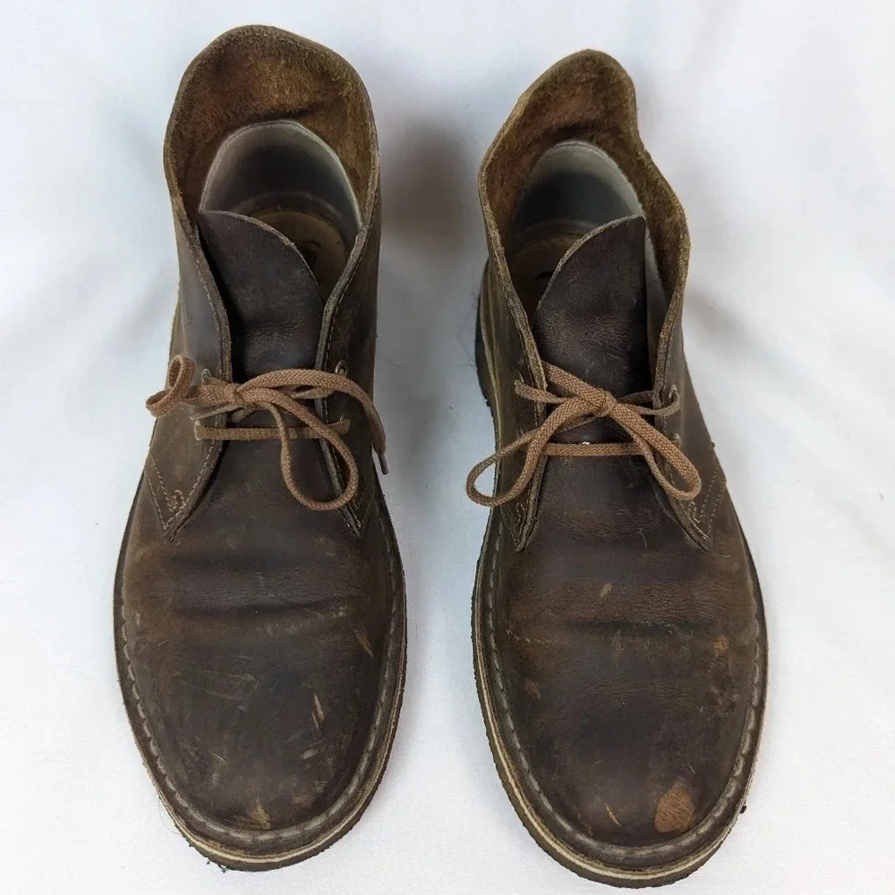 Clarks 8 Originals Desert Chukka Boots Brown Leather Beeswax Lace Up Dress Shoes